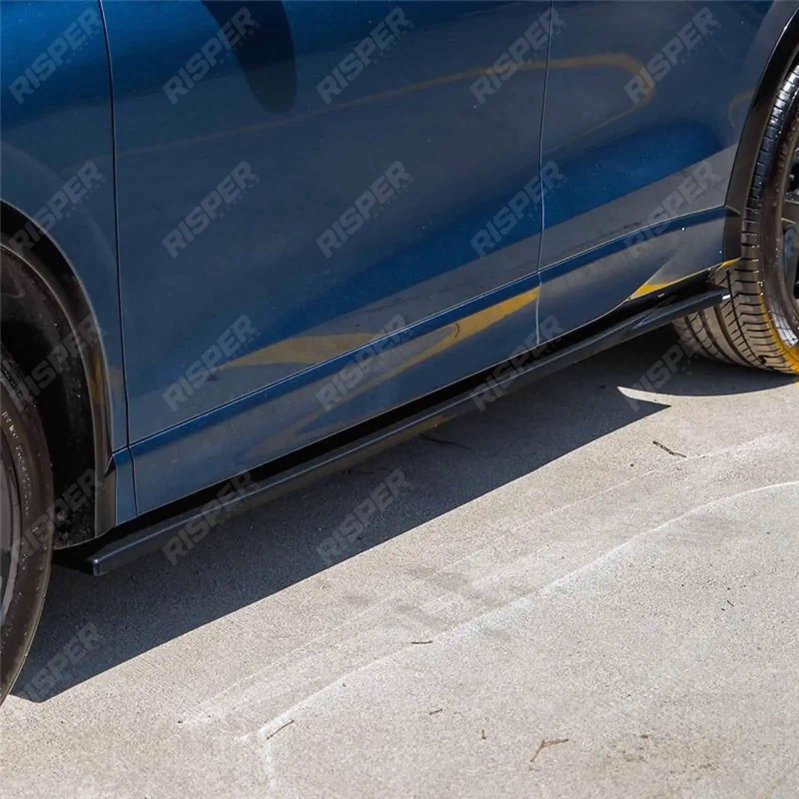 VW Tiguan MK3 2024 On Side Skirts In Gloss Black