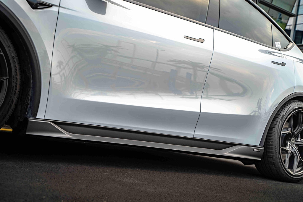 YOFER - TESLA MODEL Y JUNIPER REFRESH 2025+ FRP SIDE SKIRTS