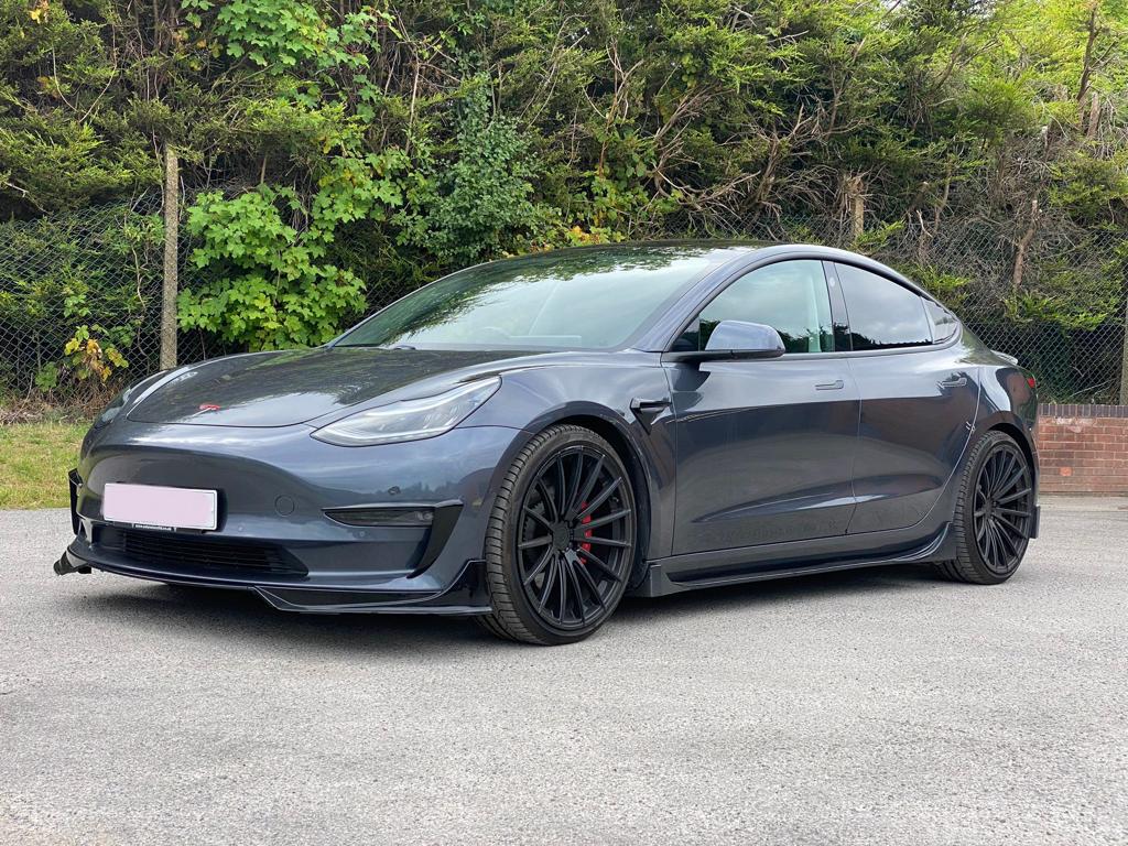 TESLA Model 3 Performance Package (Gloss Black) - Mod Central